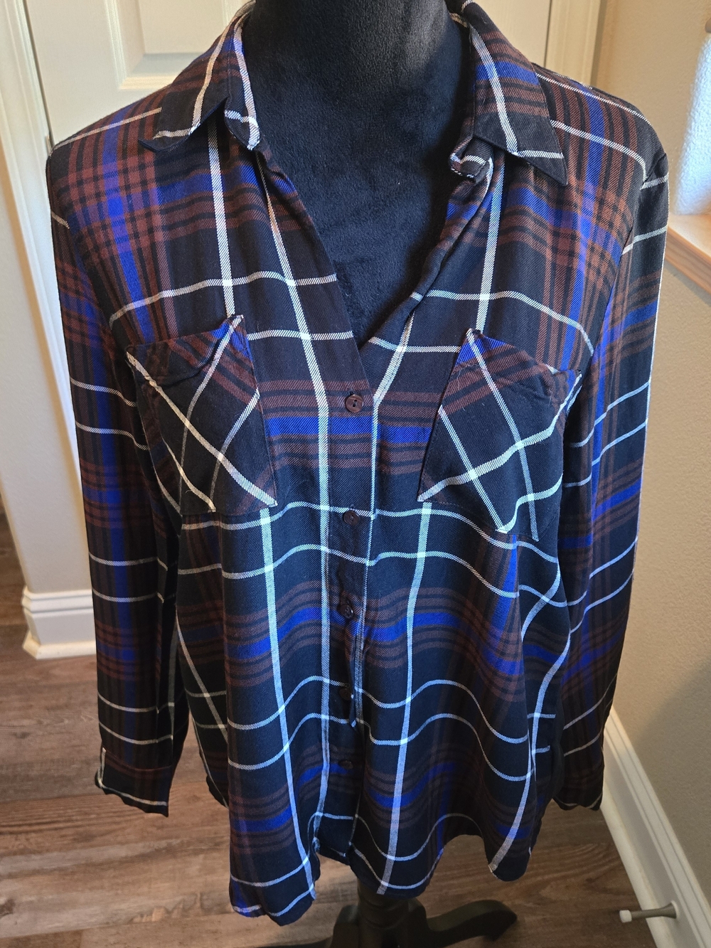 L'AGENCE Black and Blue Plaid Button-Down Shirt